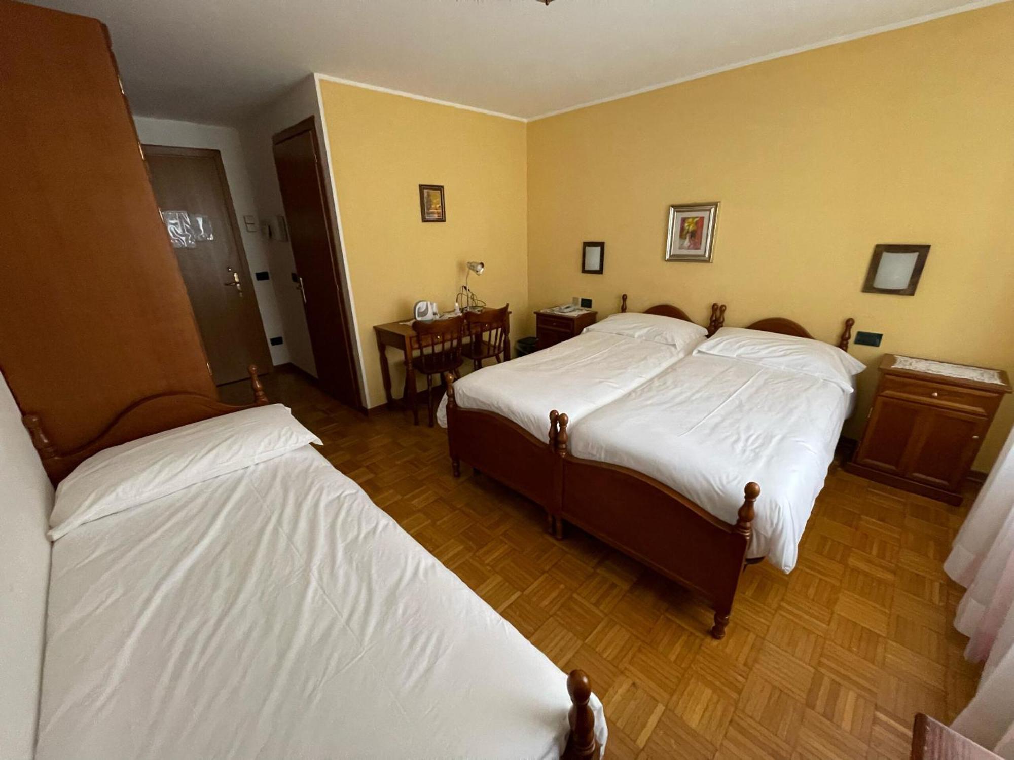 Albergo Nuoitas Forni di Sopra Buitenkant foto